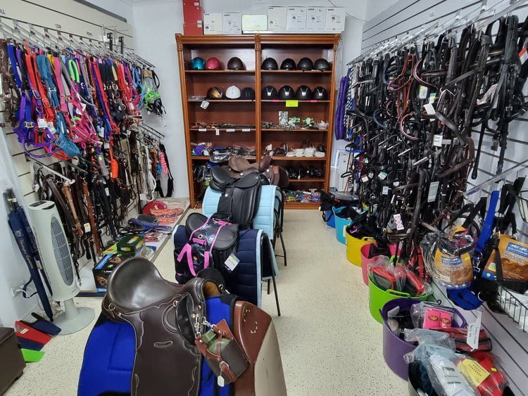 Different Type Of Collars And Saddlery — Pet N Produce Supplies & Saddlery In Maryborough QLD