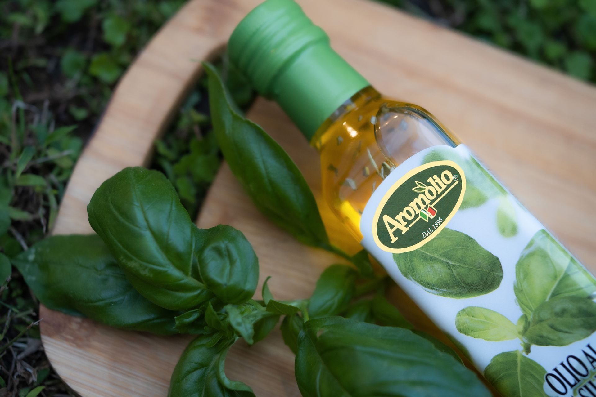 Aromolio - olio extravergine di oliva e olio aromatizzato