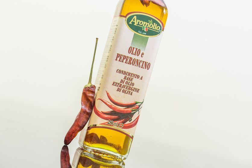 Aromolio - olio extravergine di oliva e olio aromatizzato