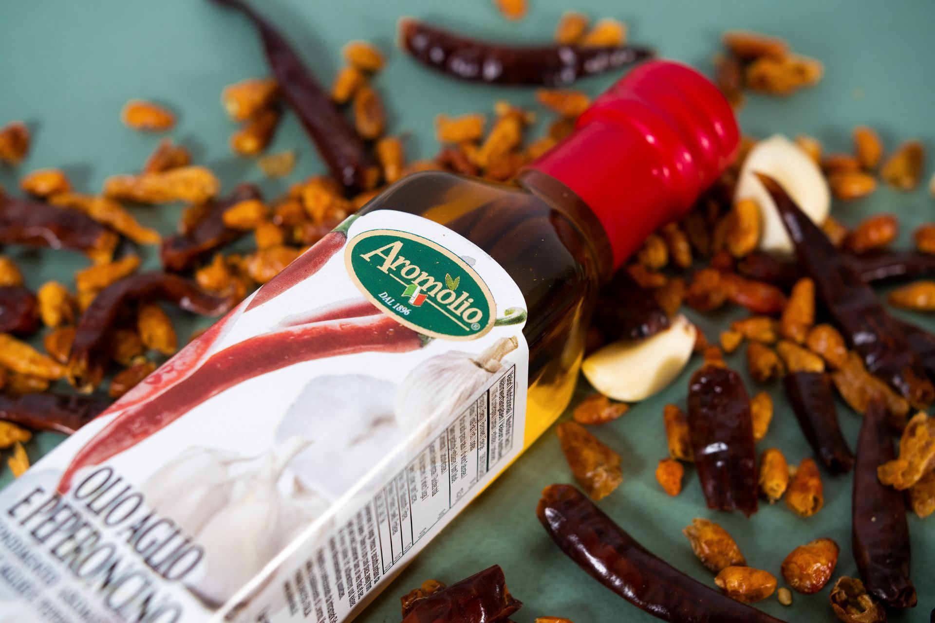 Aromolio - olio extravergine di oliva e olio aromatizzato