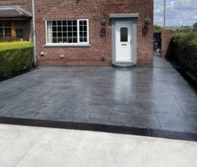 Driveways and Paving Nottingham completed pattern imprinted driveway in Nottingham