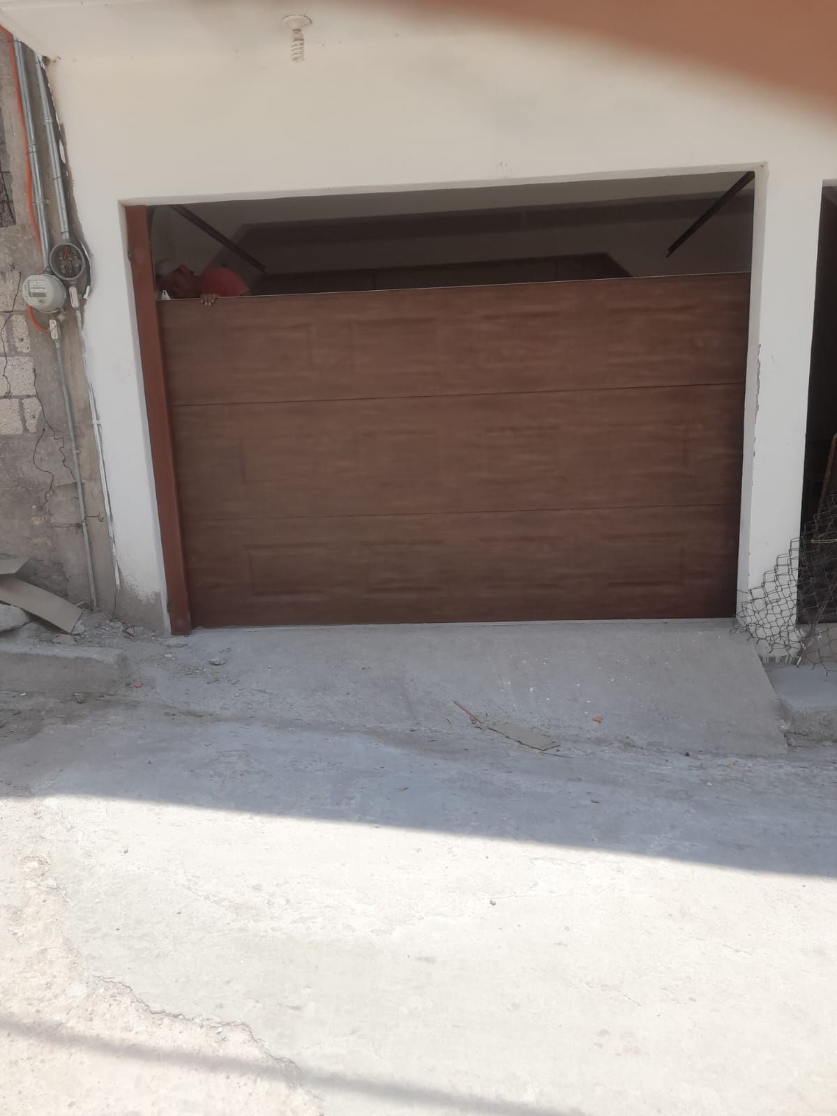 SISTEMAS DE SEGURIDAD Y PUERTAS AUTOMÁTICAS SISPA SISTEMAS DE SEGURIDAD Y PUERTAS AUTOMÁTICAS SISPA