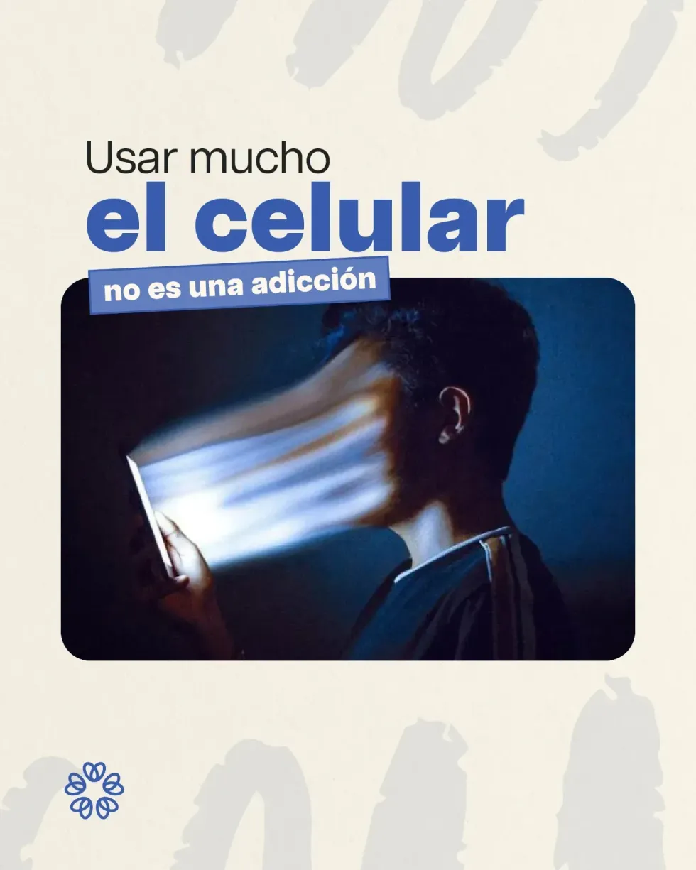 Cartel con texto “Usar mucho el celular no es una adicción” y silueta iluminada por la pantalla.