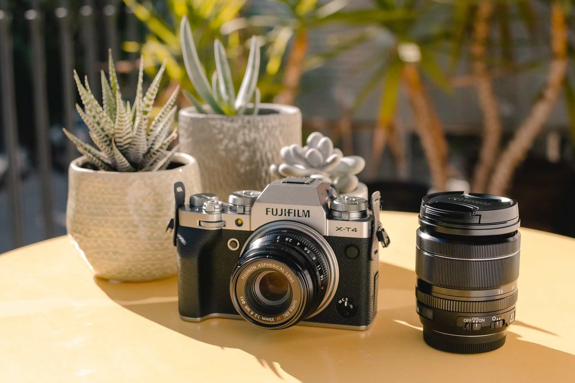 Film Cameras Canada Reviews - Fujifilm Instax Camera Reviews