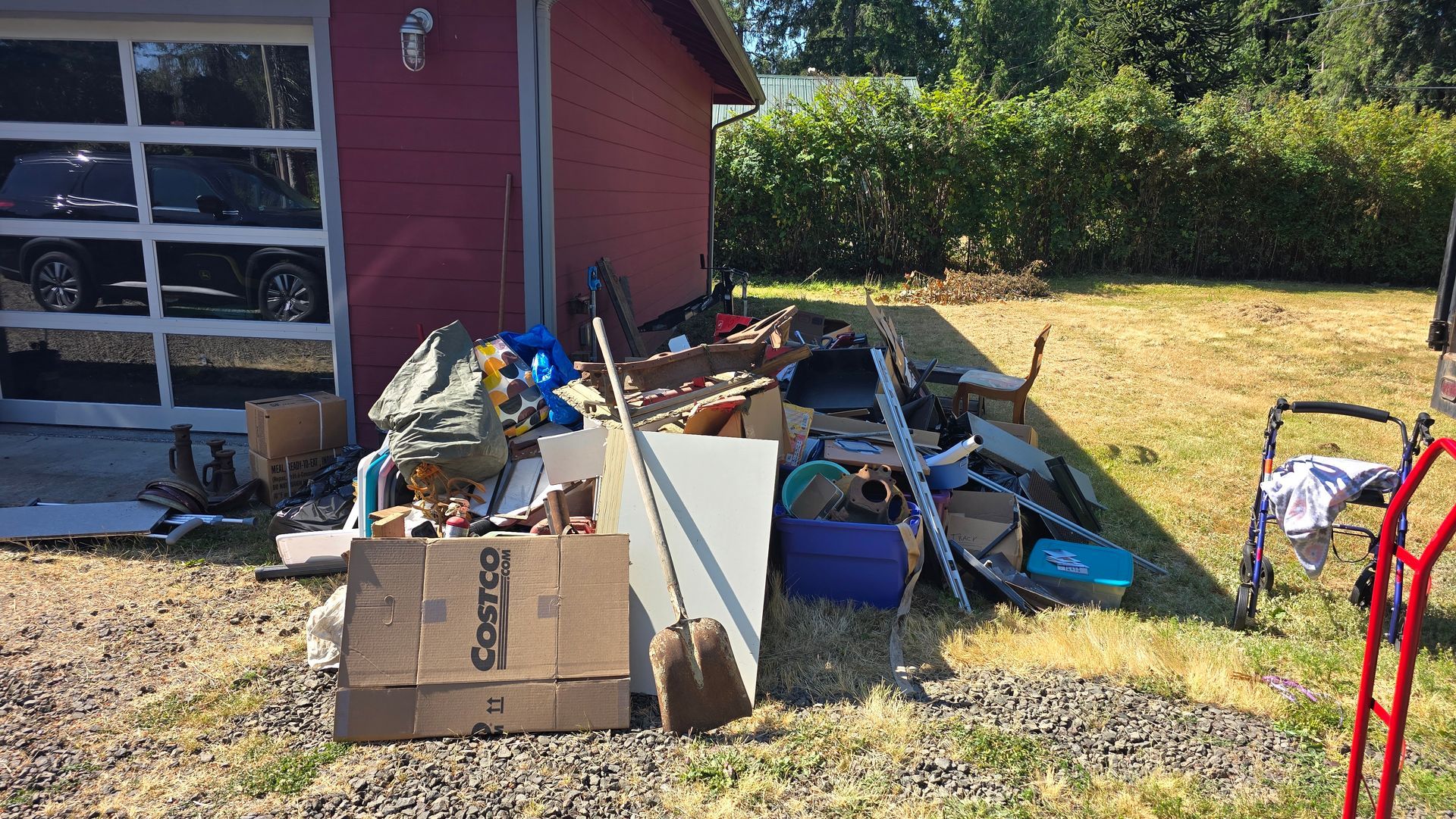 junk removal, garage cleanout, tenant cleanout