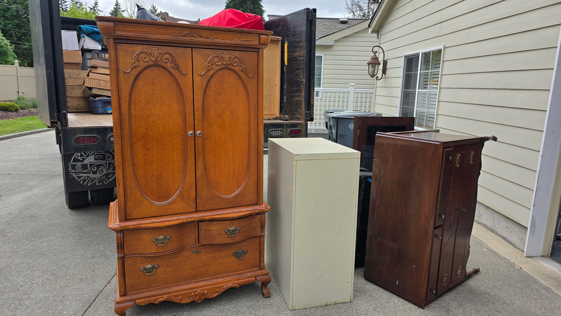 junk removal, garage cleanout, poulsbo