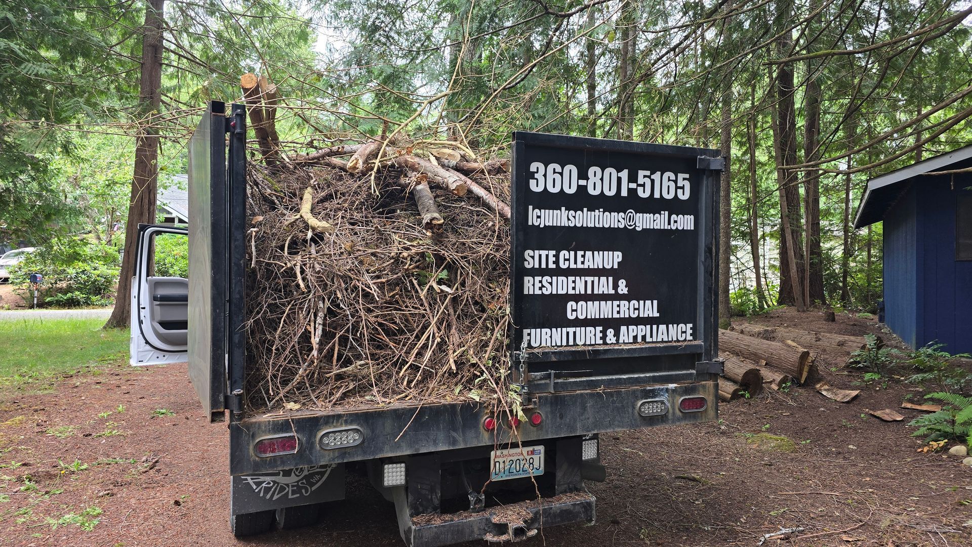 yard waste, yard debris, junk pickup