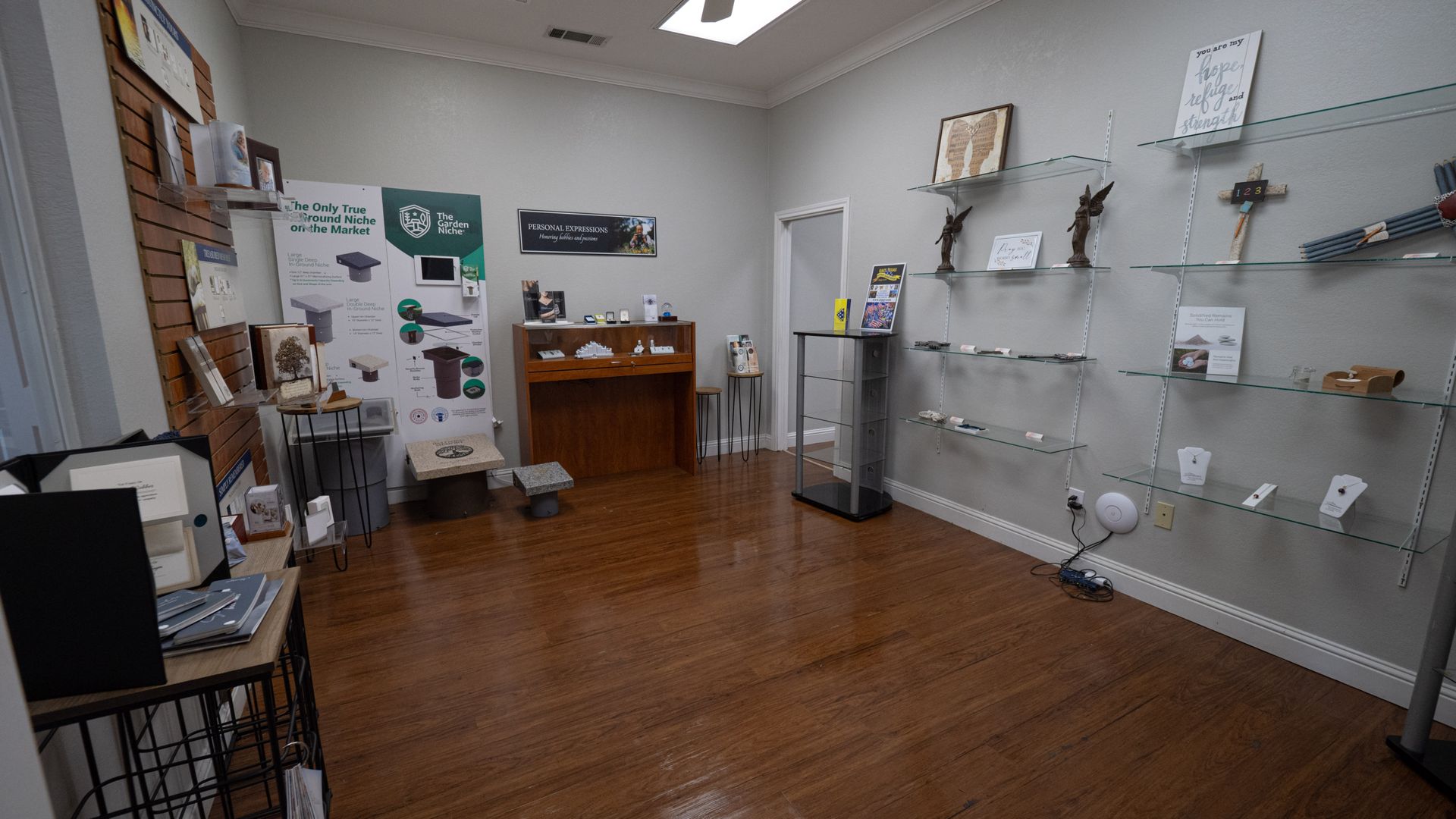 Our Location Lowe Gardner Funeral Home