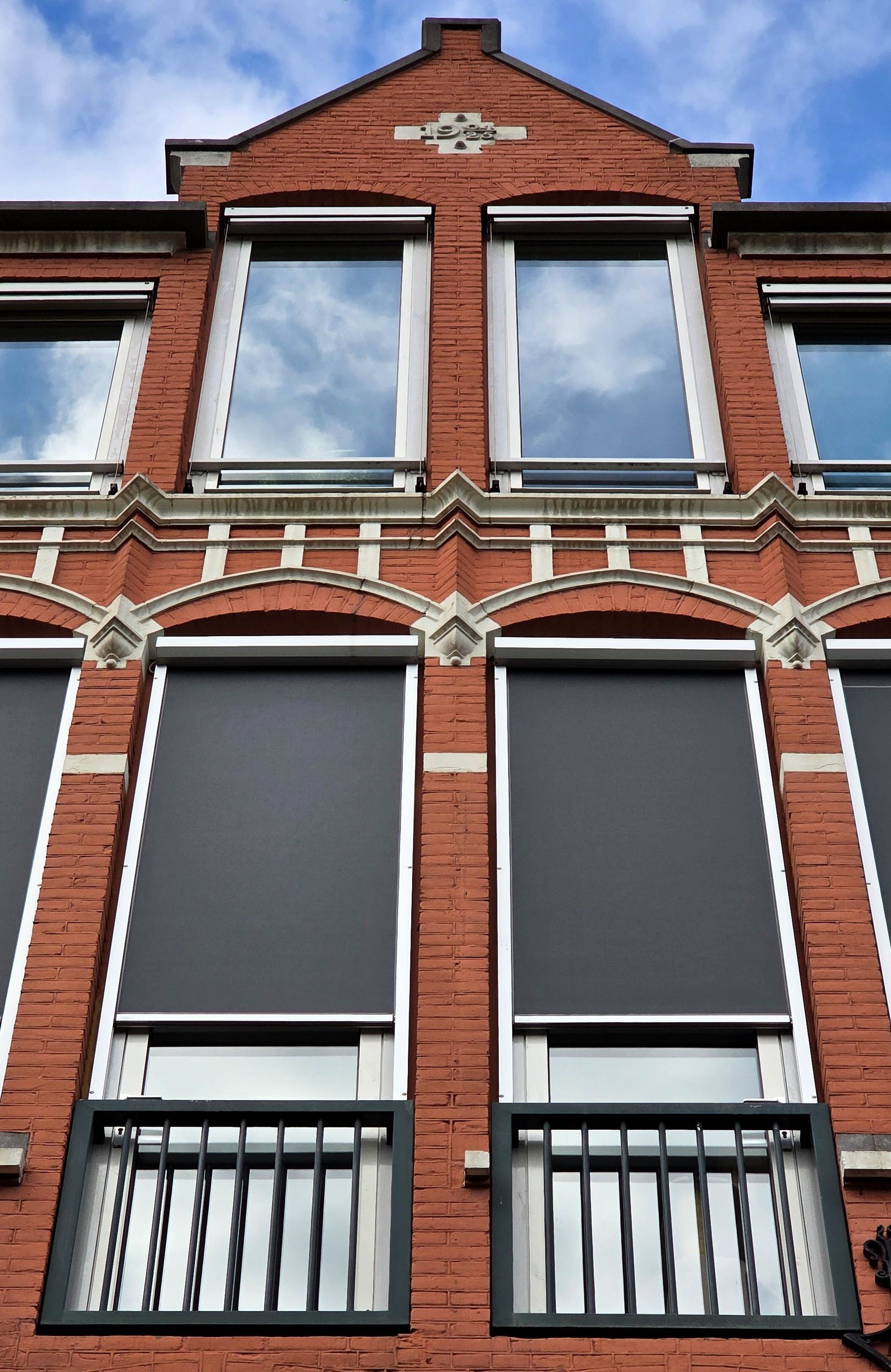 Gevel om voegen uit te hakken