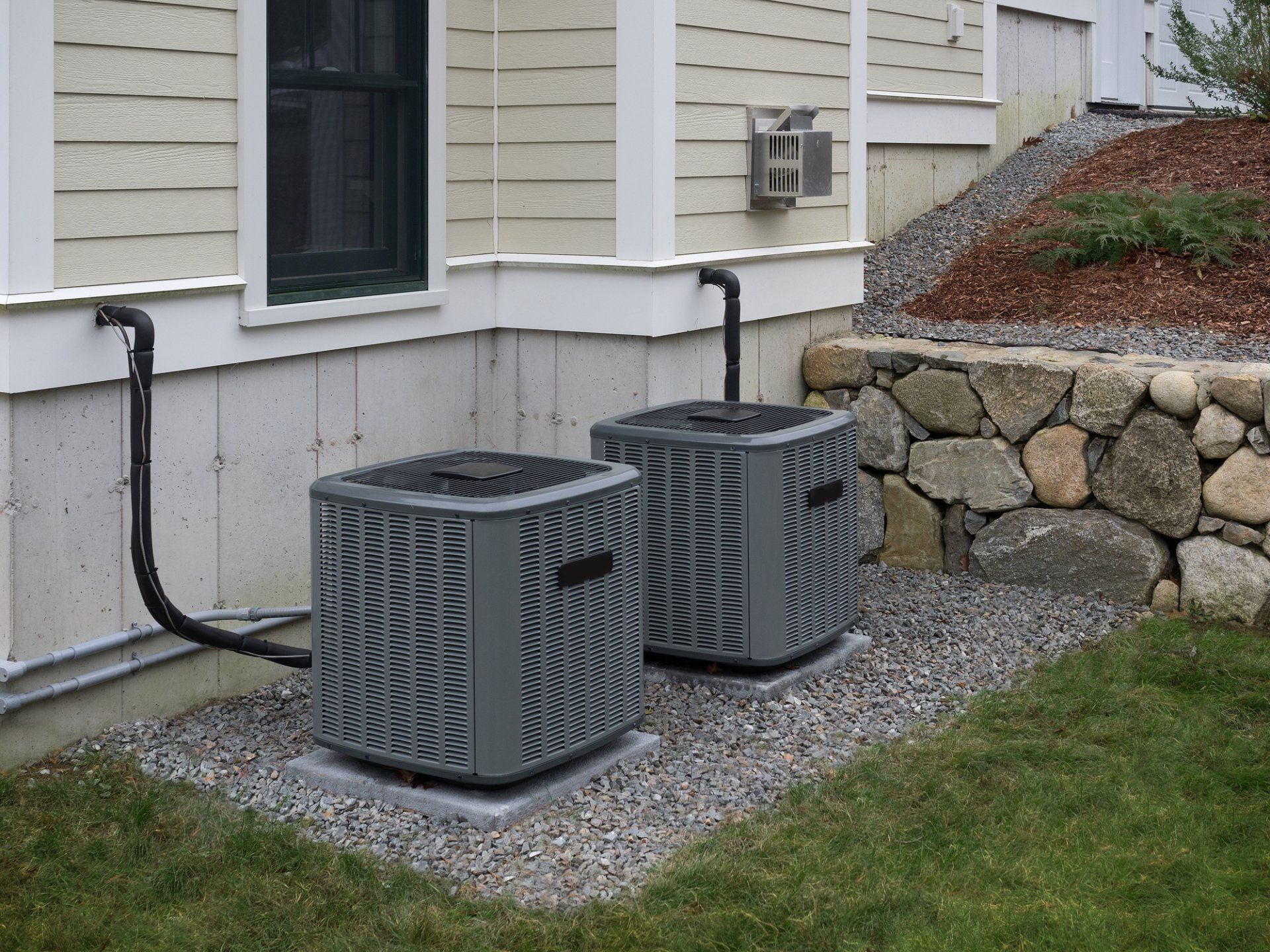 Air Conditioning Units on Rooftop — Bowling Green, KY — Creek Heating & Cooling LLC