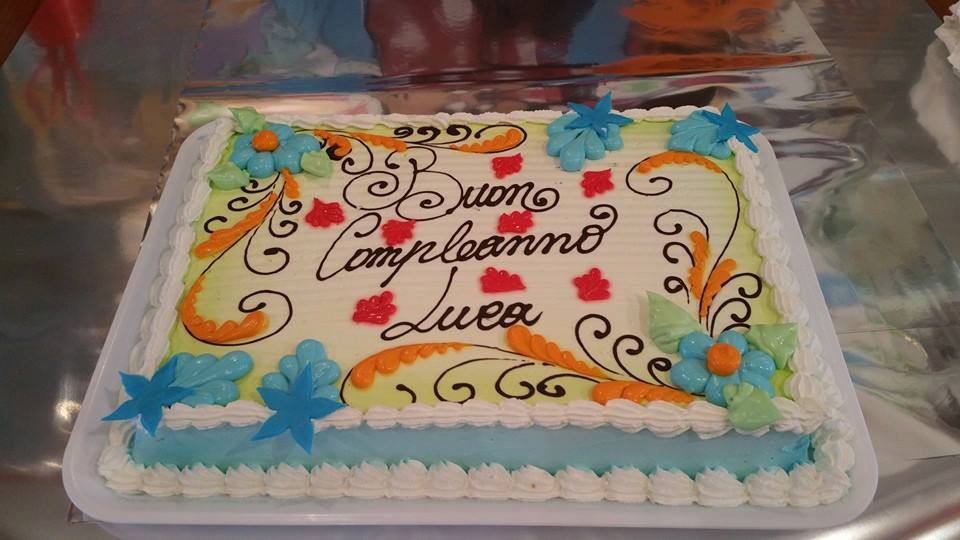 torta di compleanno
