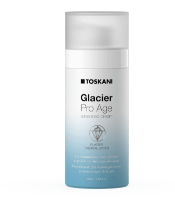Toskani Glaciar Pro Age Advanced Creme in einer weiß-blauen Flasche auf schlichtem Hintergrund