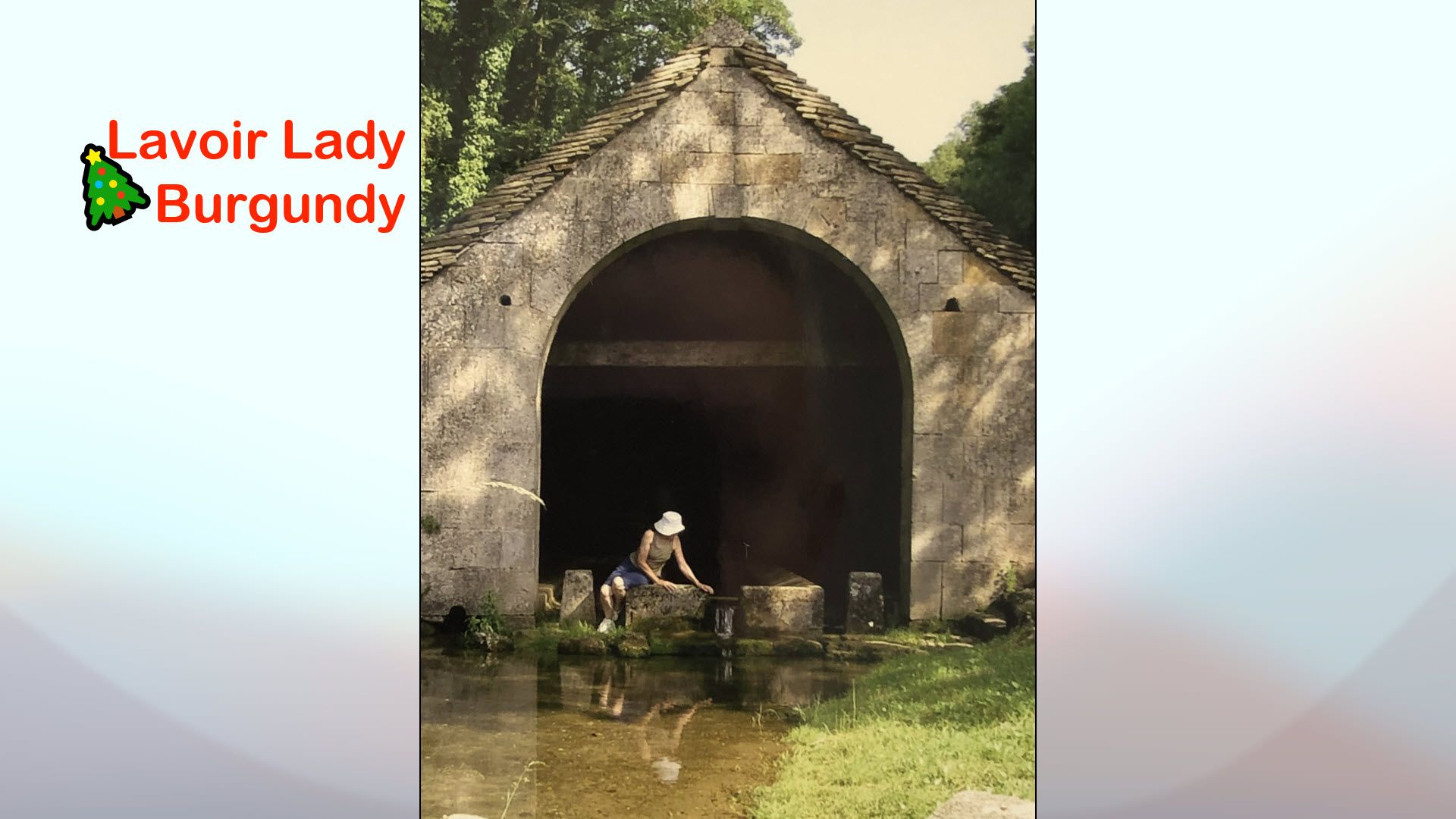 Lavoir Lady Burgundy