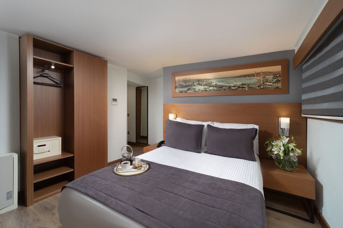 Orka Royal Hotel Istanbul