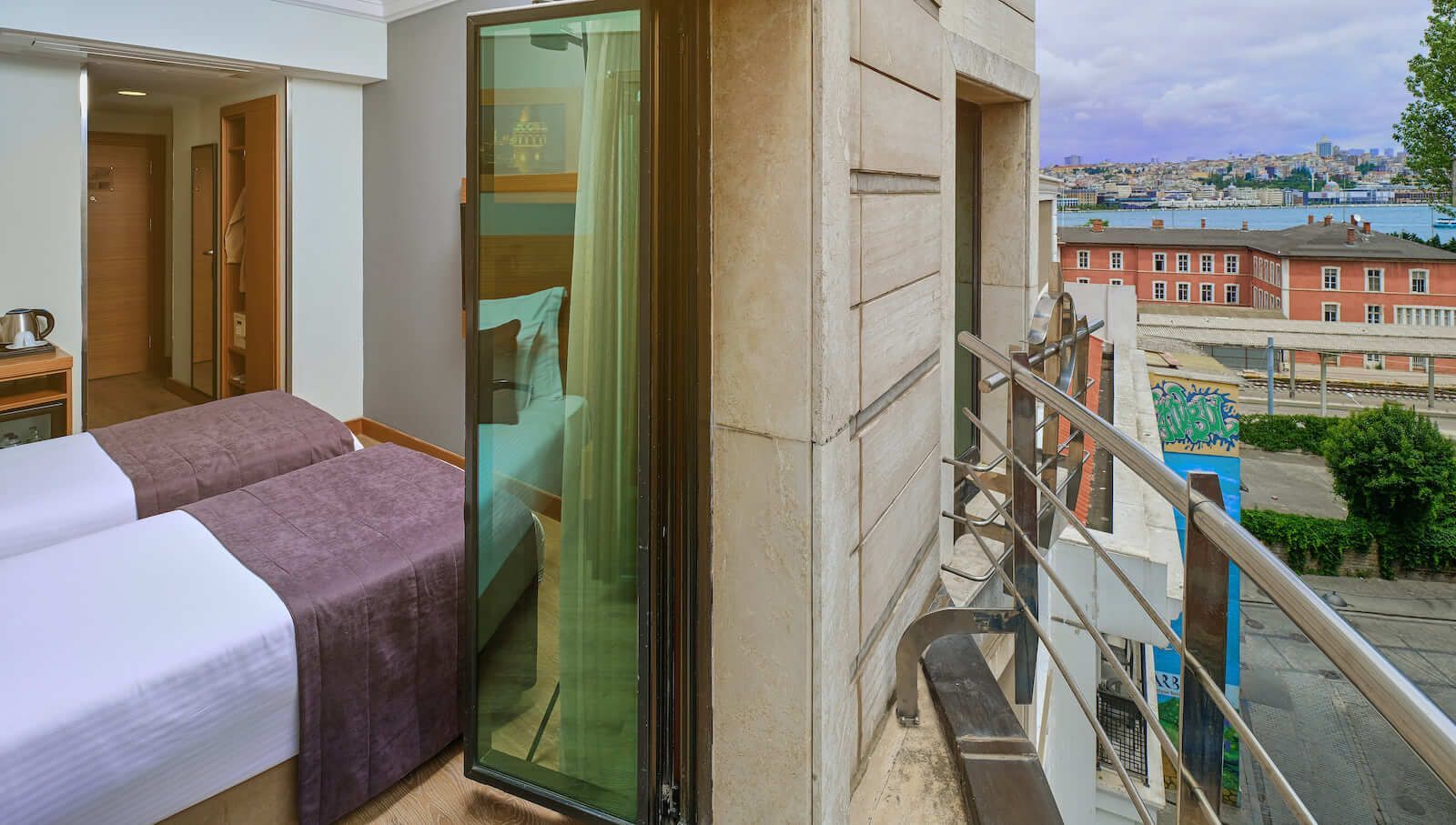 Orka Royal Hotel Istanbul