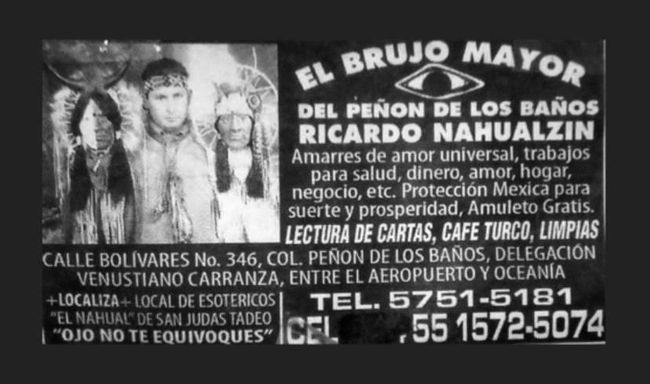 Un anuncio en blanco y negro para el anciano mago.