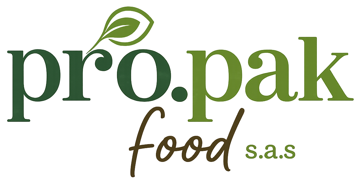 Logo di Propak Food Sas in verde e marrone con un'icona a forma di foglia sopra il marchio denominativo