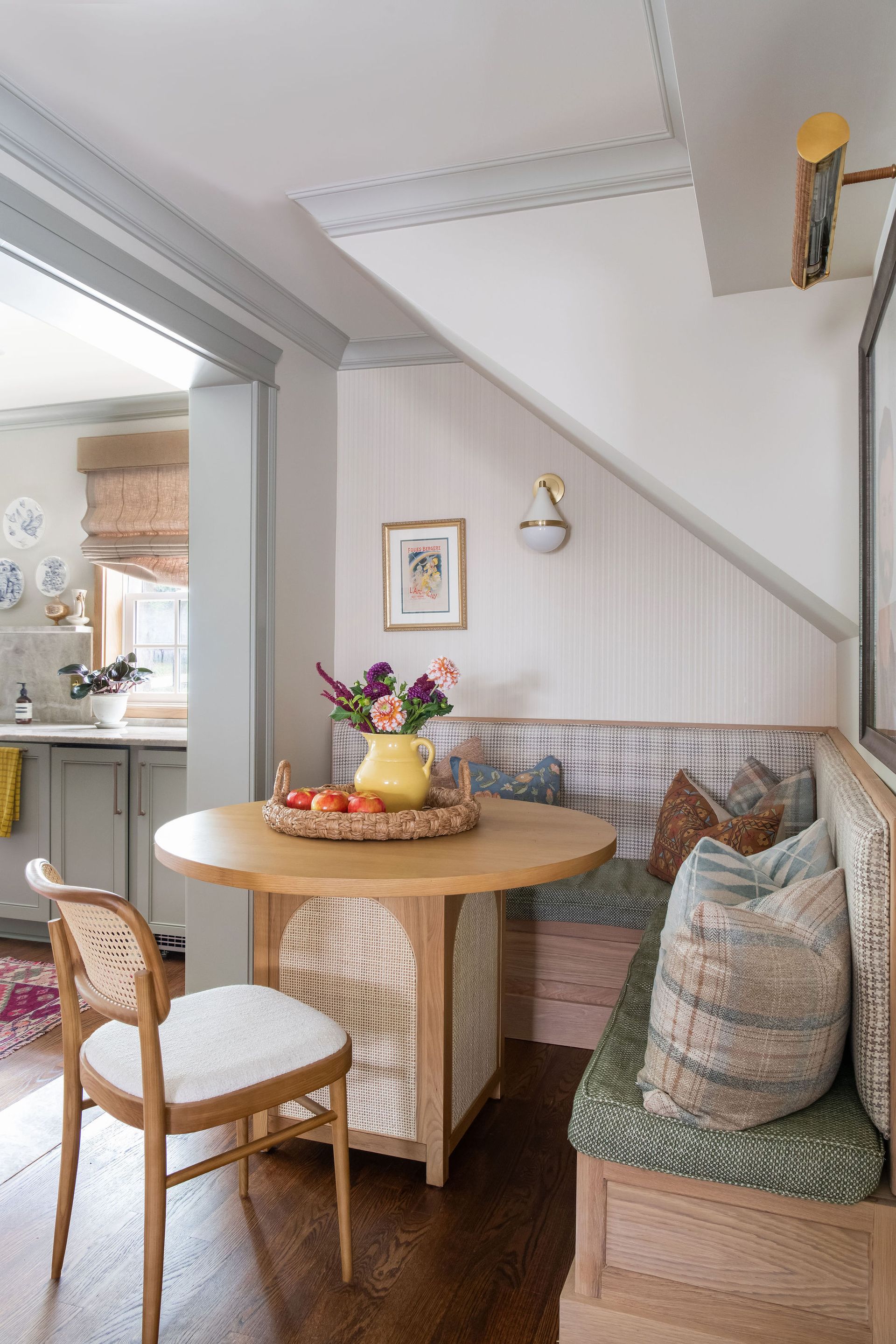 Charming Corner Hideaway | Cozy Cottage Design