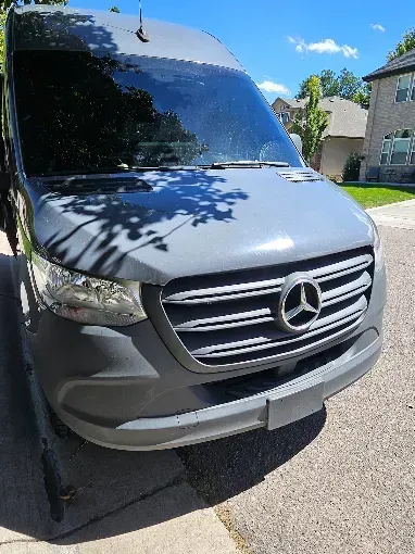 Mercedes Sprinter windshield replacement in Boise, ID & Aurora, CO