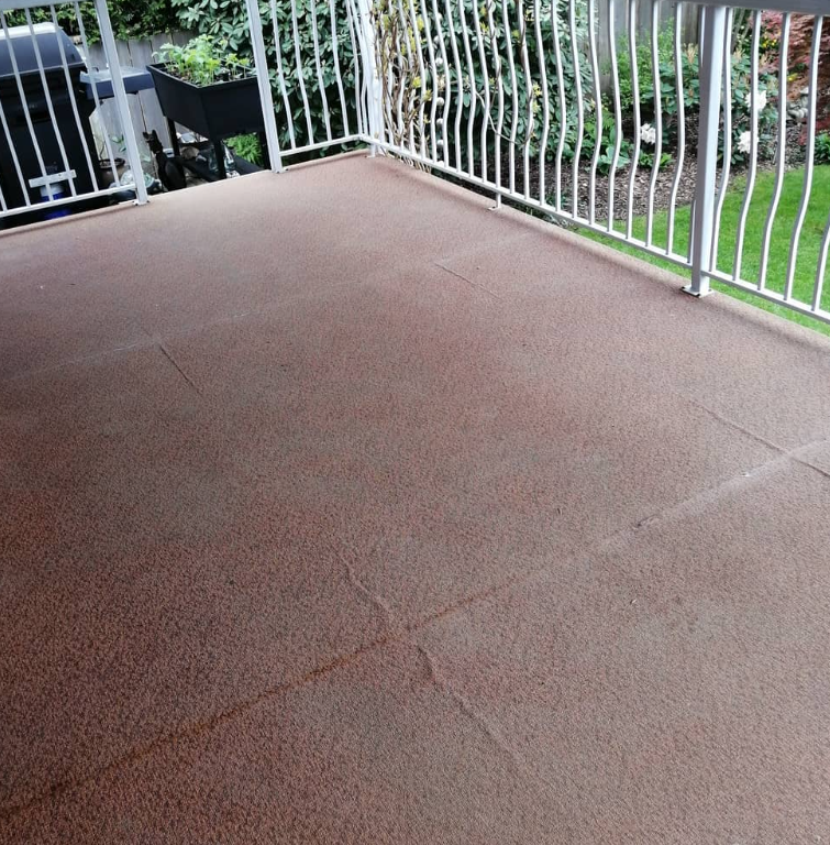 Vinyl Deck Before Image