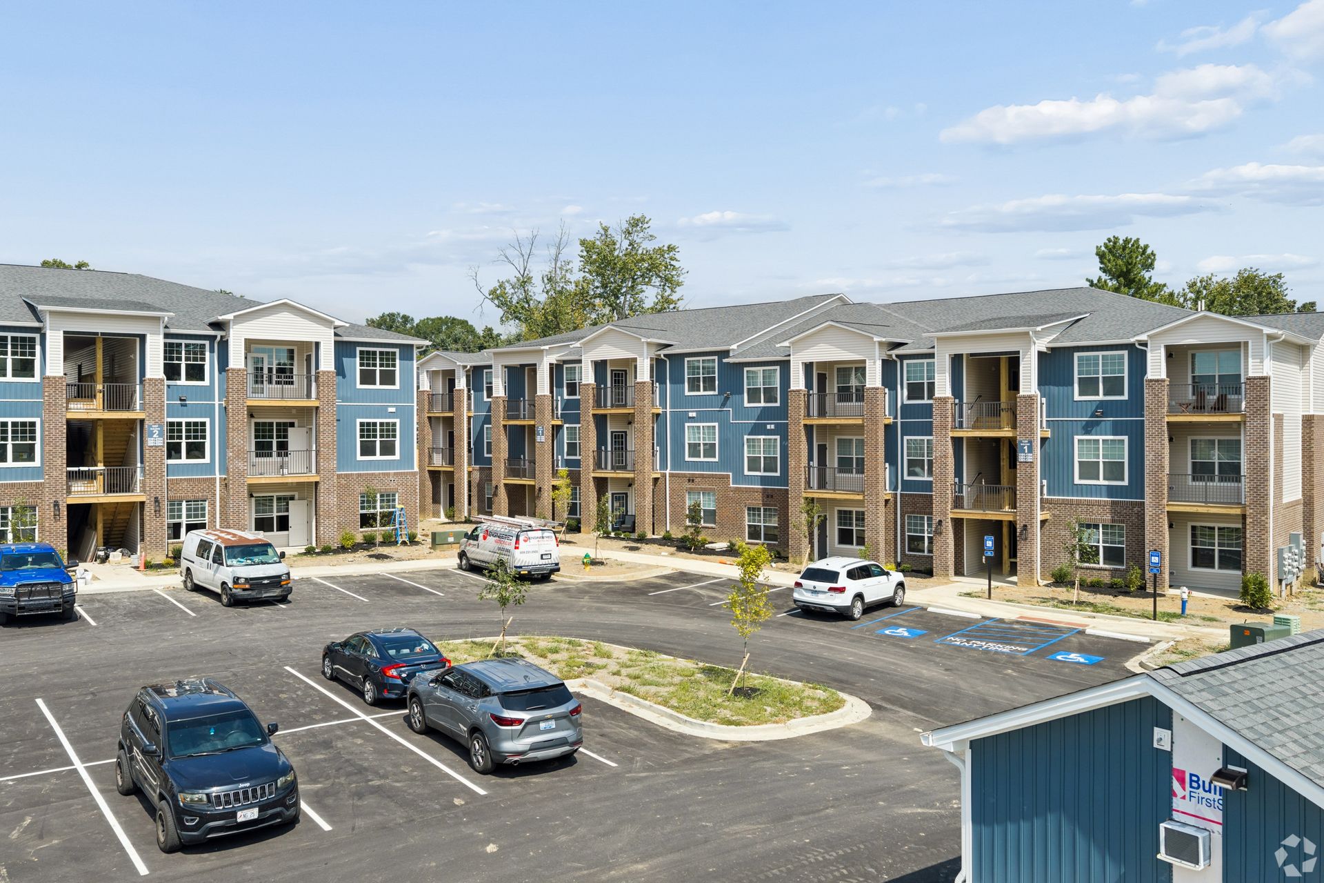 Millcreek Apartments exterior near the University of Kentucky in Lexington, KY