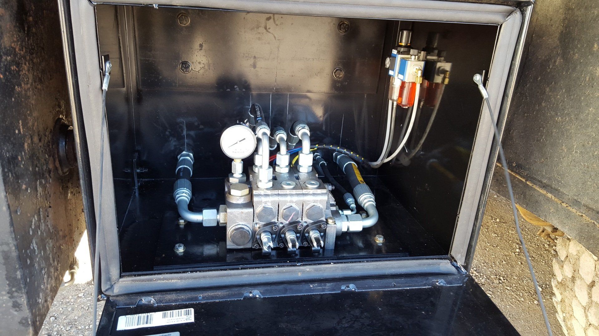 hydraulic mobile equipment repair