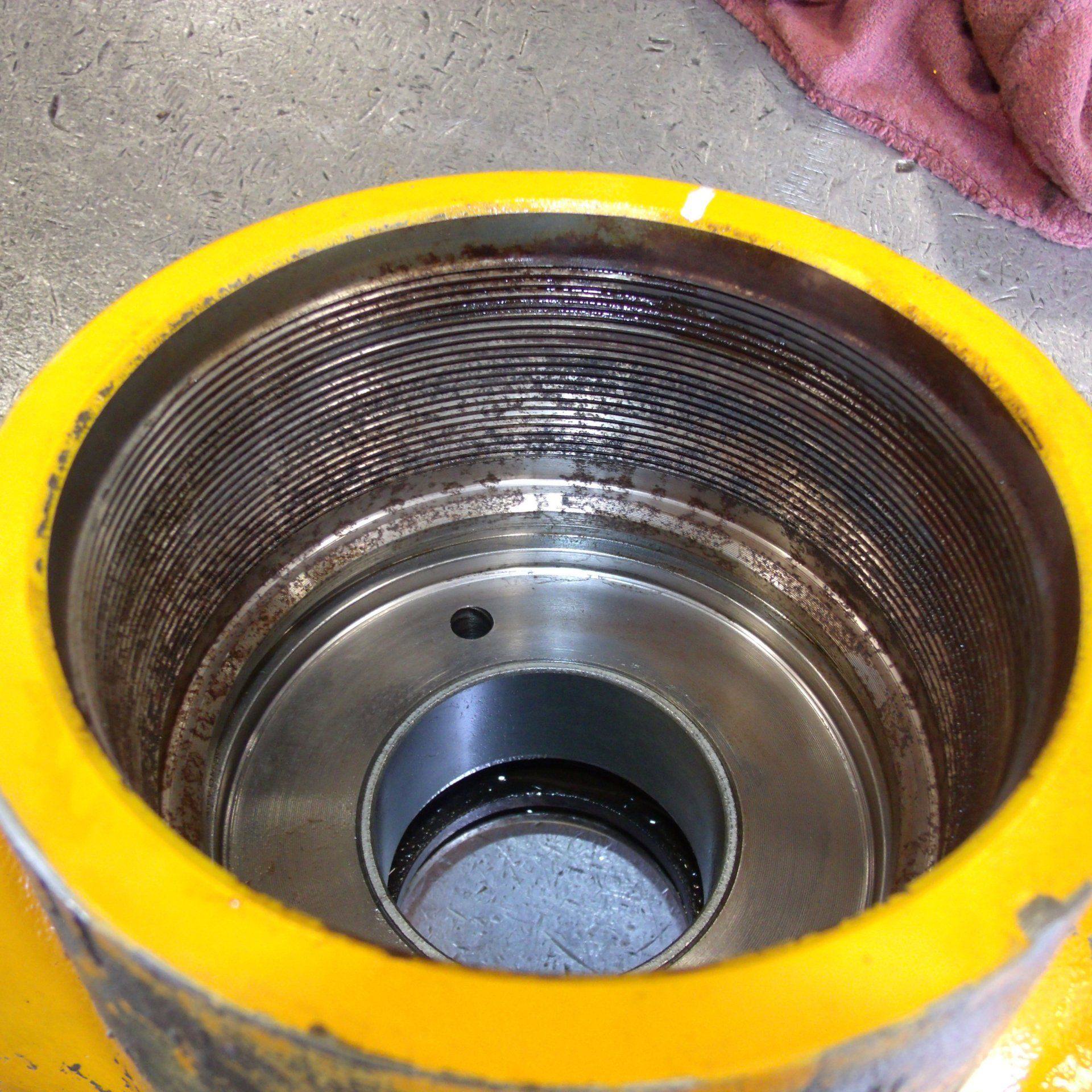 hydraulic cylinder repair