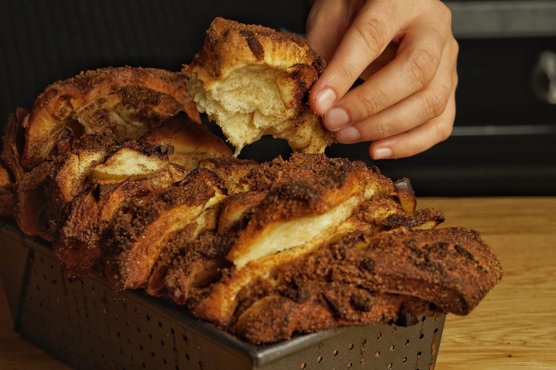 apfelzupfbrot mit marzipan
