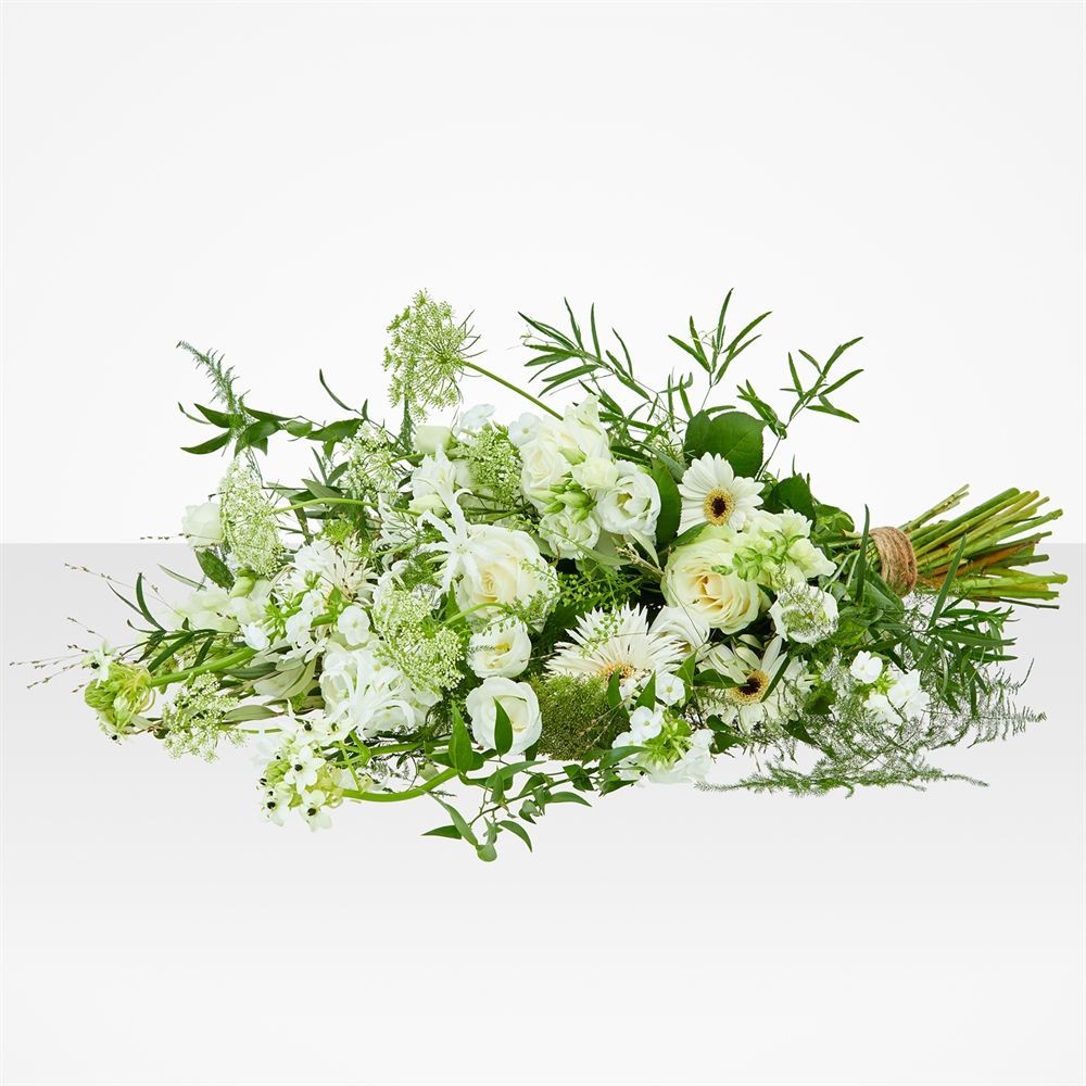 Wit rouwboeket Elegant van Avablooms in Ede
