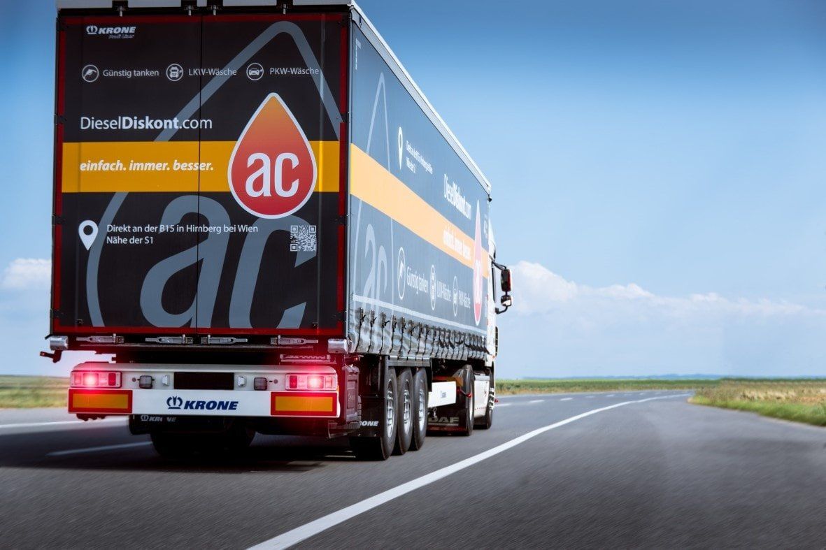 LKW mit ac Logo