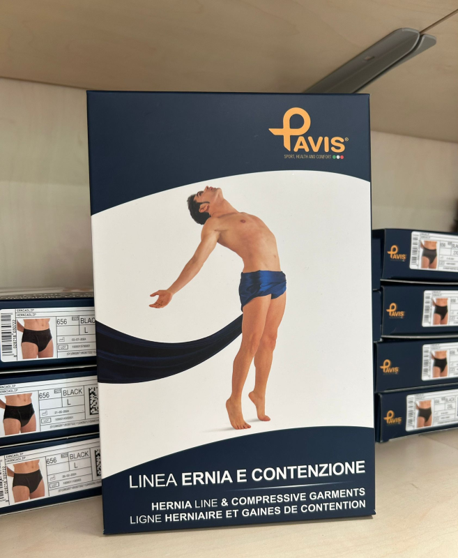 Scatola di biancheria intima compressiva da uomo con un uomo che inarca la schiena. Design blu scuro e bianco. Marca 
