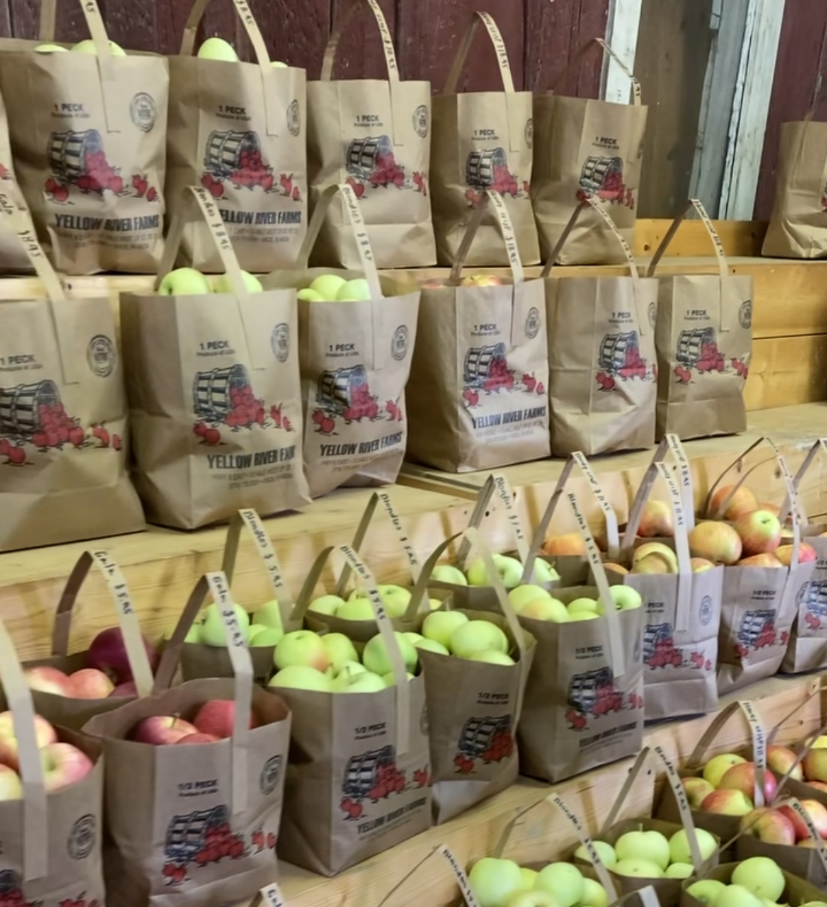 Peaches, apples, and muskmelon at the Yellow River Farms market