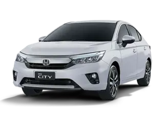 Honda City sedan branco. Vista frontal, estacionado sobre uma superfície, contra um fundo branco.