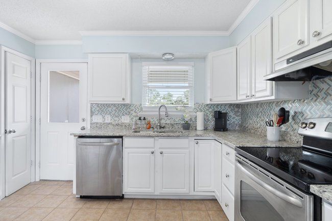 kitchen renovations with new appliances