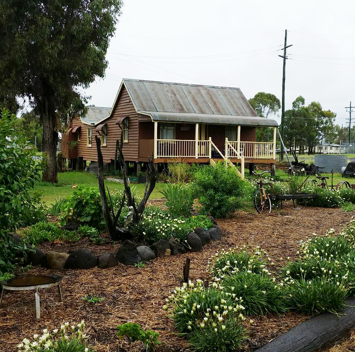 Oakey Attractions