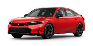 Sedan Honda vermelho sobre fundo branco, vista frontal em três quartos.