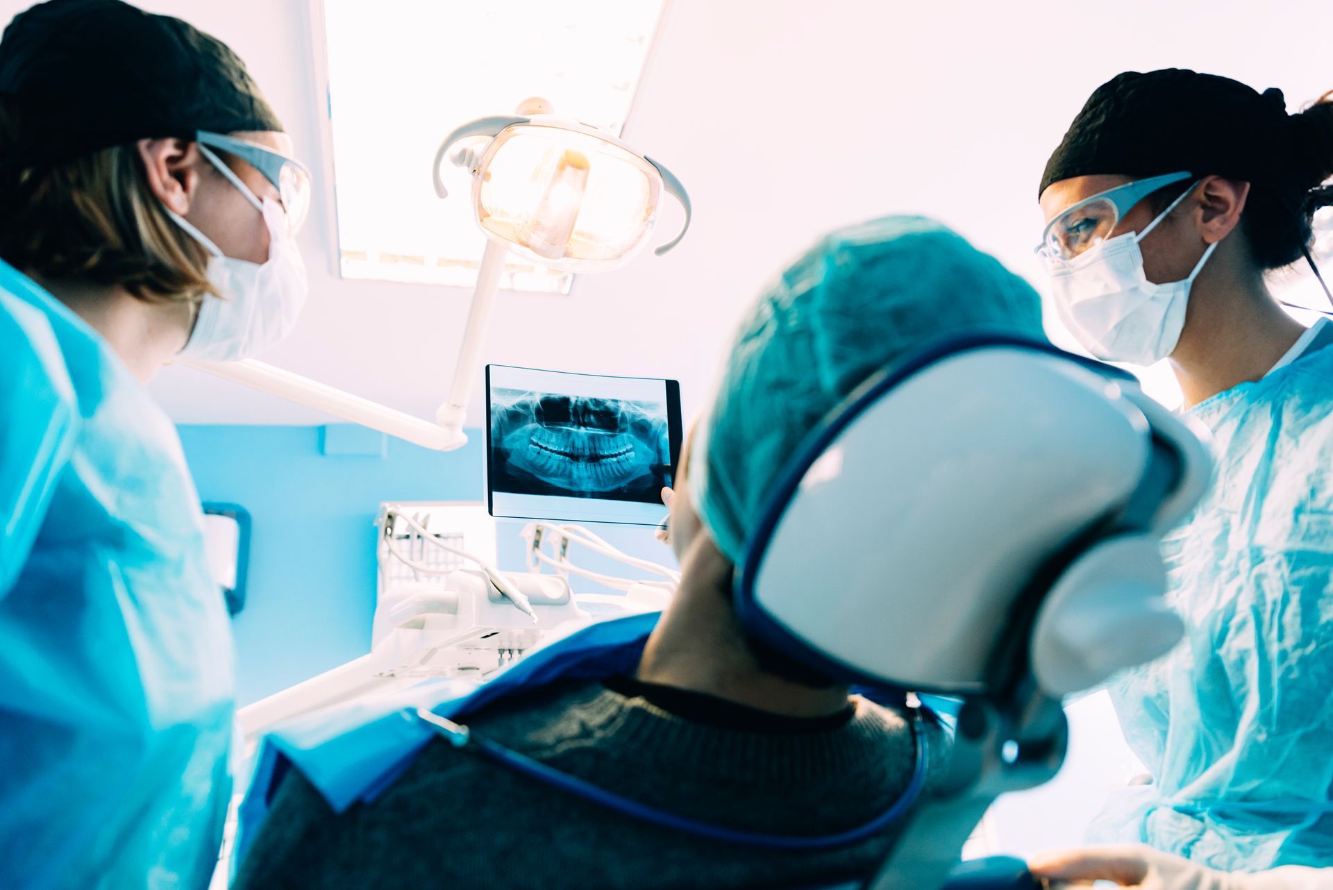Wisdom teeth and oral surgery consultation near Chino CA