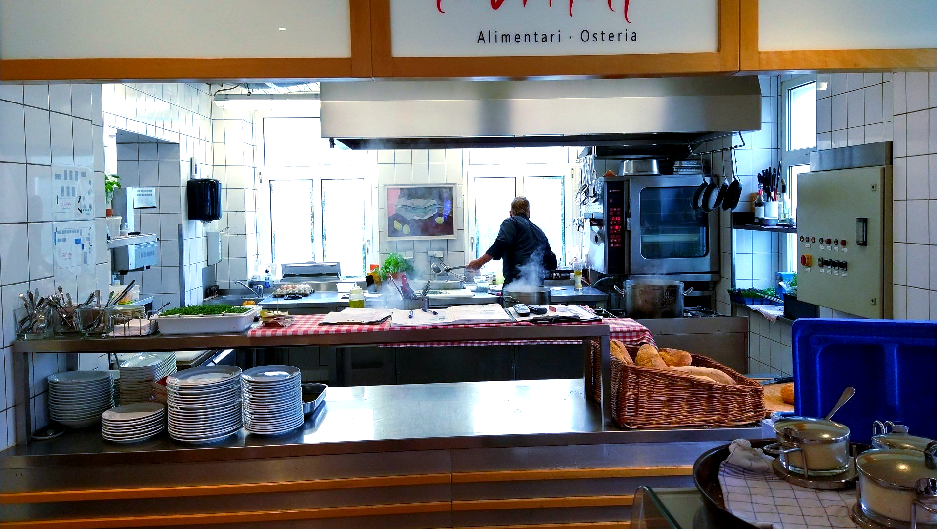 Im Restaurant kann man den Köchen live zuschauen