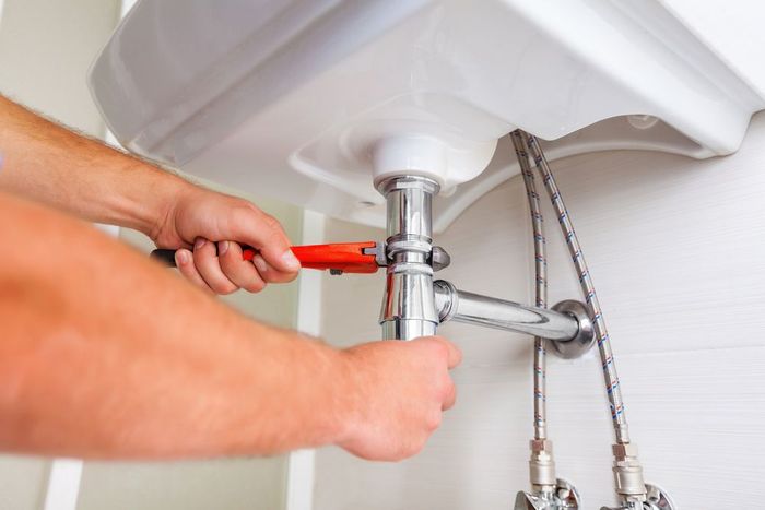 Unclogging Bathroom Drain — Plumber Toowoomba