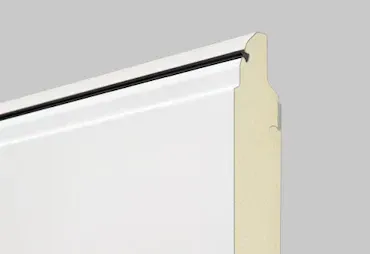 Pannello murale bianco con finiture nere e profilo laterale beige.