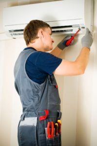 HVAC Technician — Chicago, IL — HVAC Technical Institute HVAC Technician — Chicago, IL — HVAC Technical Institute