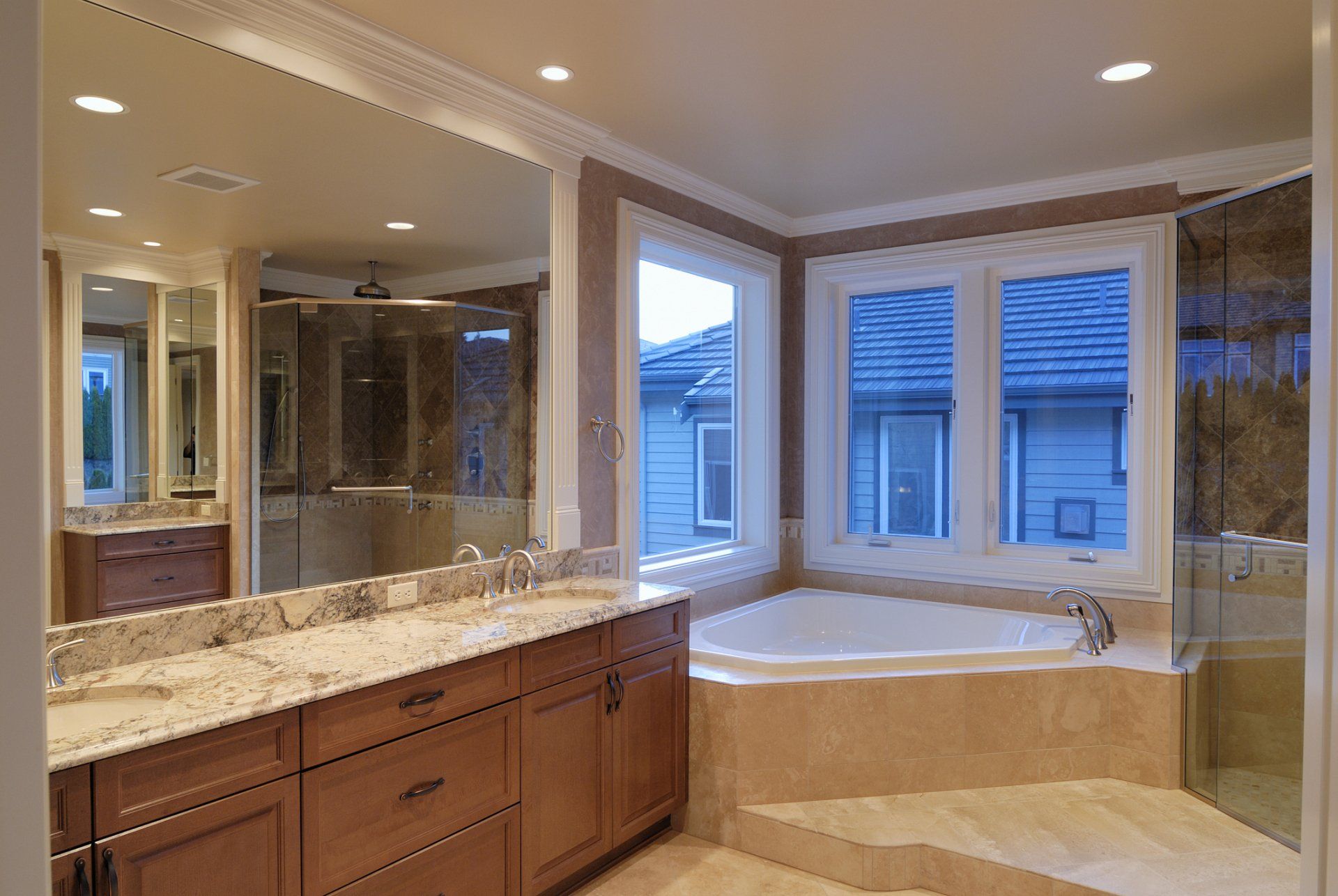 Custom mirror — Bloomington, IN — City Glass Of Bloomington Inc Custom mirror — Bloomington, IN — City Glass Of Bloomington Inc