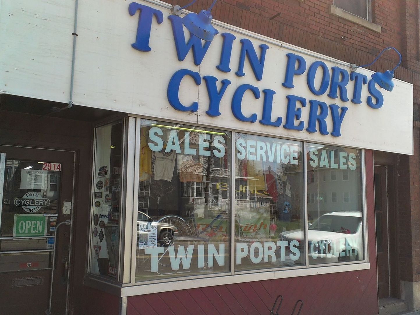 The front of a store called twin ports cyclery