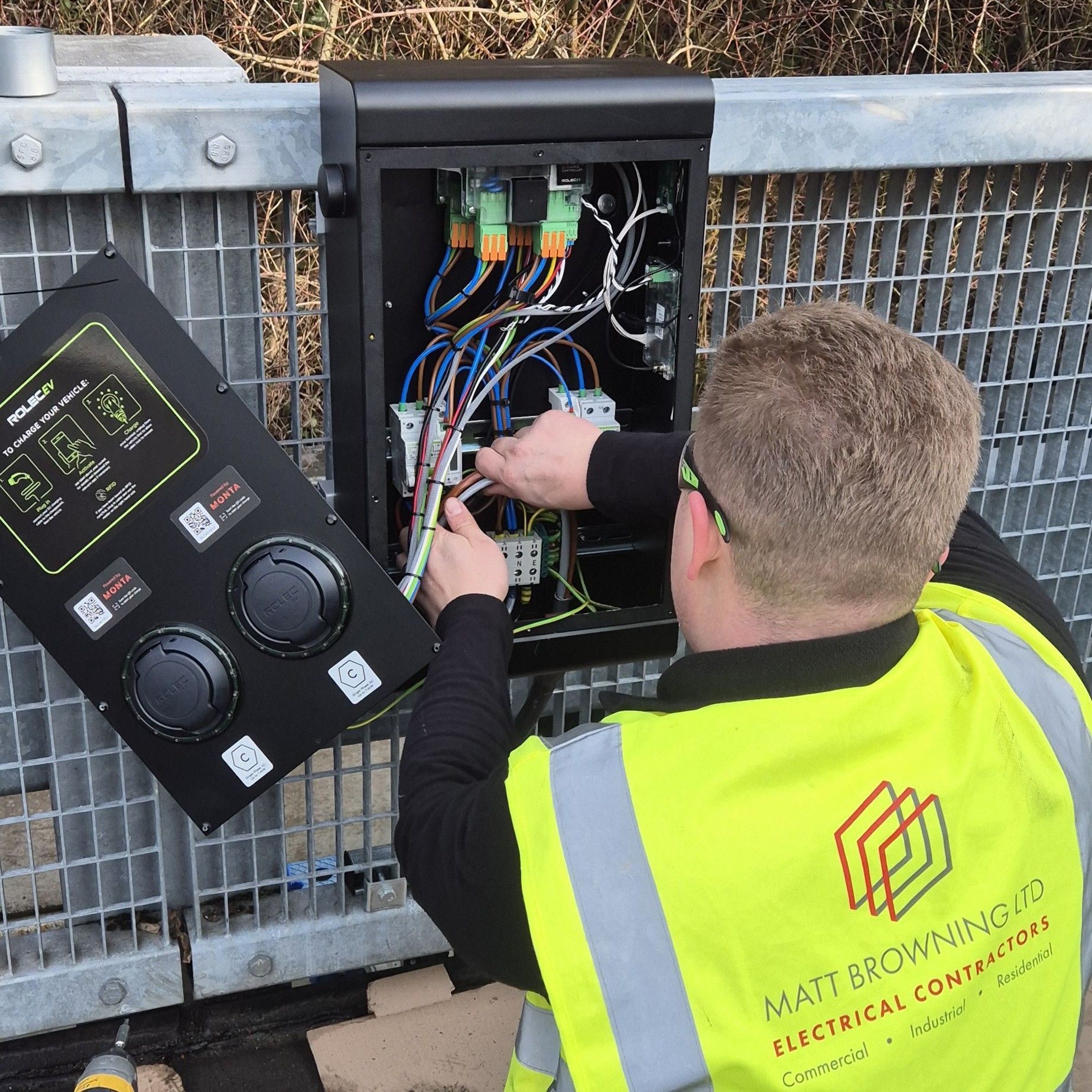 Rolec Securicharge Twin 7kW EV Charger installed in workplace car park by Matt Browning Electrical Contractors - Bracknell