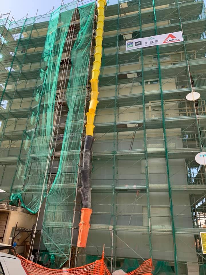 edificio durante una ristrutturazione