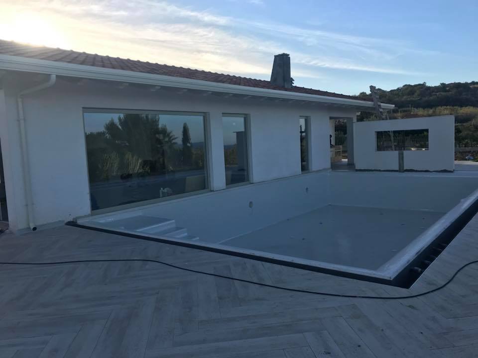 villa moderna costruita dall'azienda