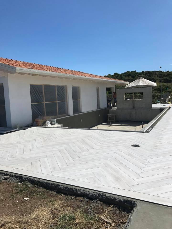 realizzazione rivestimenti esterni villa