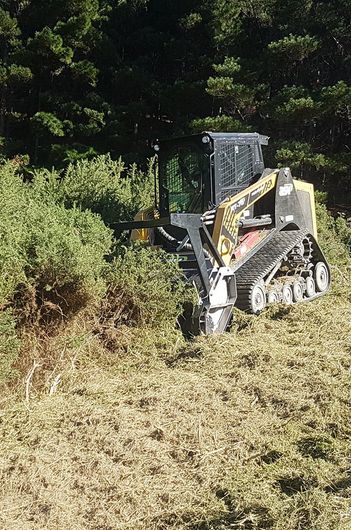 Fixed Tooth Mulcher Service - Bobcat Tipper Services in the Marlborough Sounds NZ