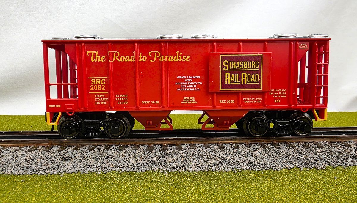 RMT8639940 Strasburg 2 Bay Covered Hopper