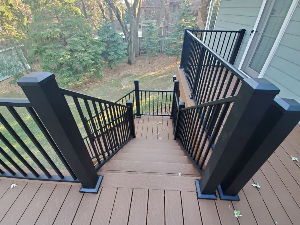 Edina, MN custom deck builder